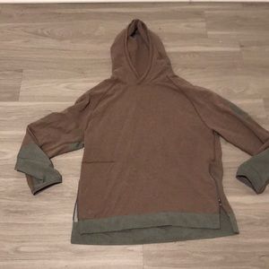 Lululemon light weight sweatshirt. Like new